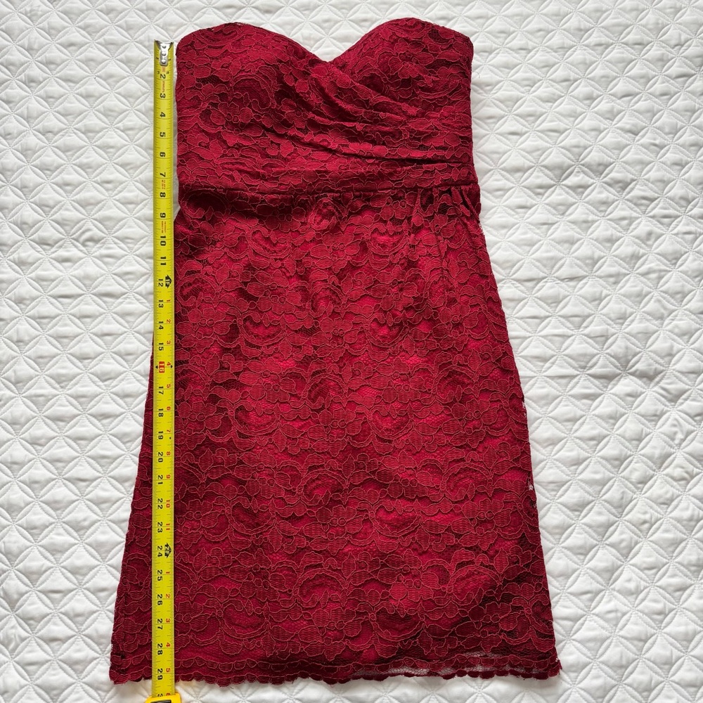 David's Bridal Red Lace Strapless Sweetheart Neckline Mini Dress Size 8 - Picture 11 of 11